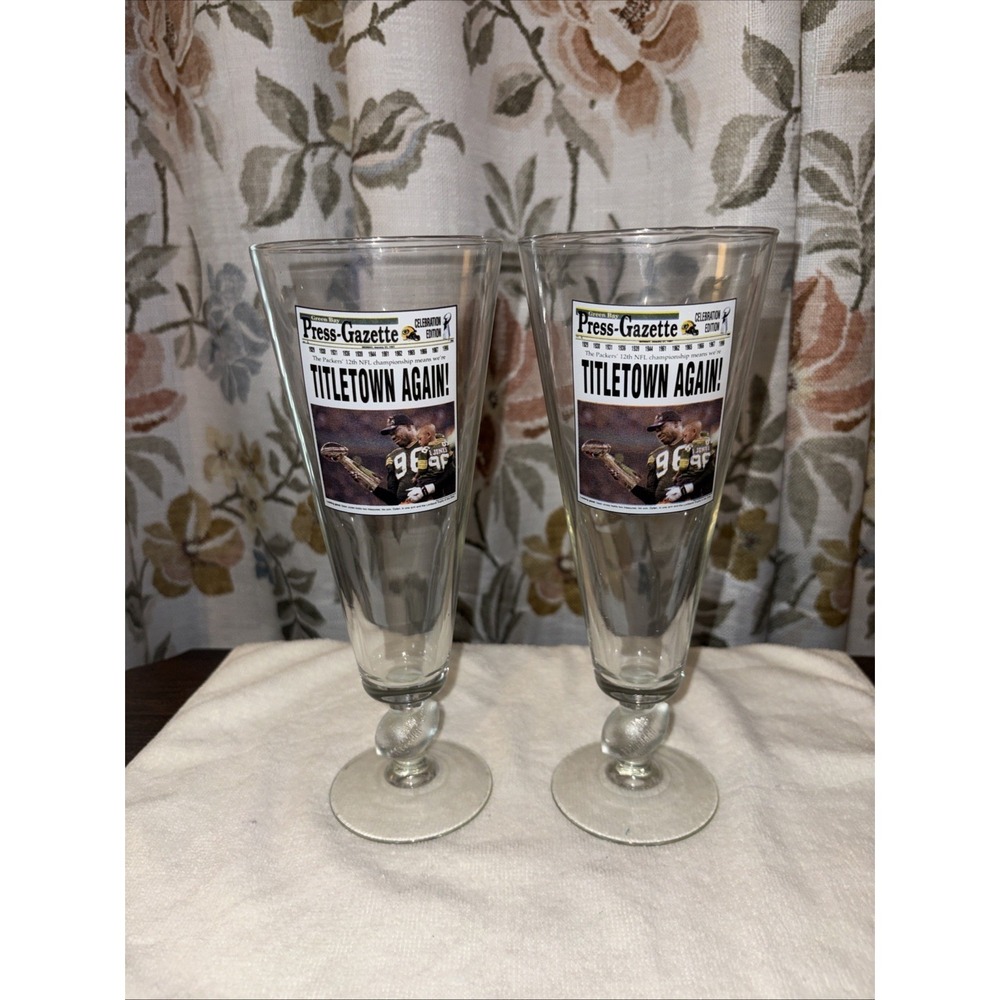 Vintage Green Bay Packers "Titletown Again" Pilsner Glasses 1996 Lot of 2